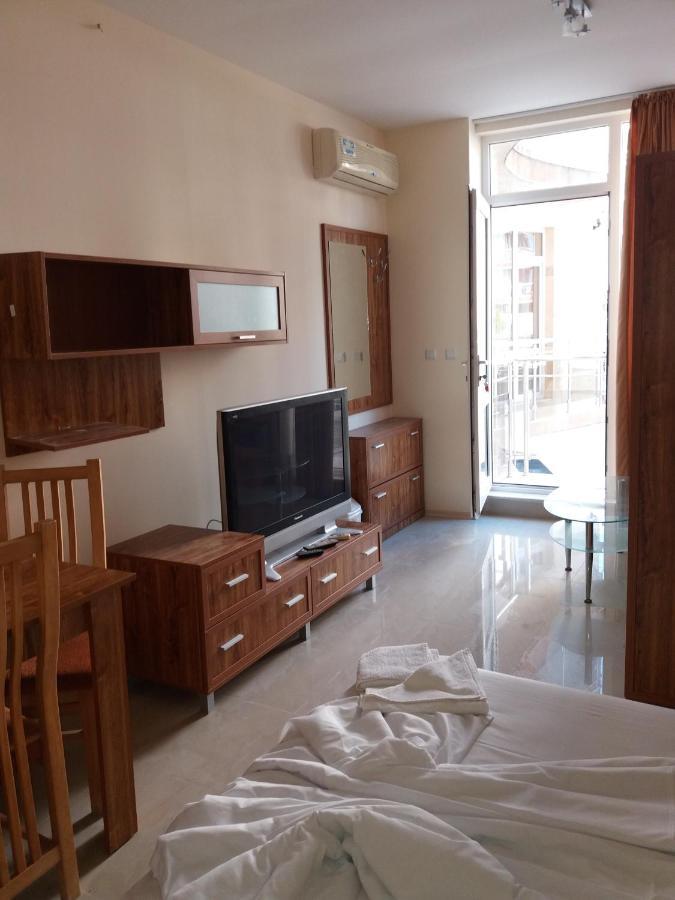 Golden Sea View Apartments 1 포마리 외부 사진