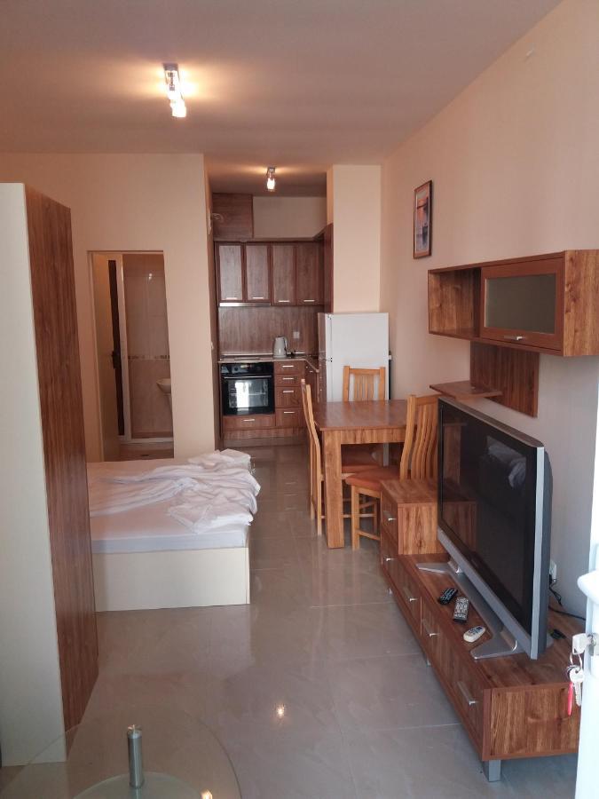 Golden Sea View Apartments 1 포마리 외부 사진