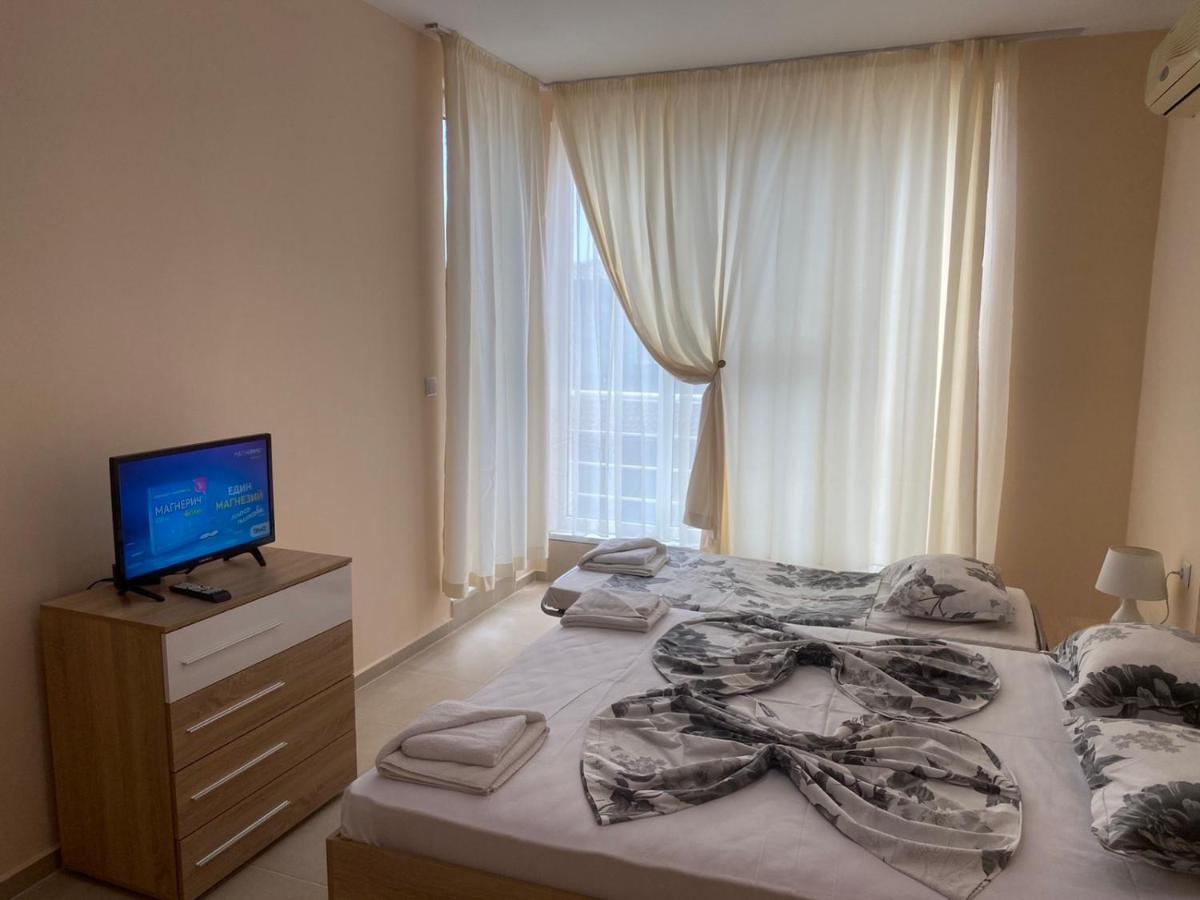 Golden Sea View Apartments 1 포마리 외부 사진