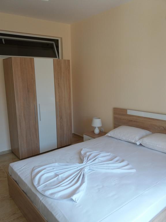 Golden Sea View Apartments 1 포마리 외부 사진