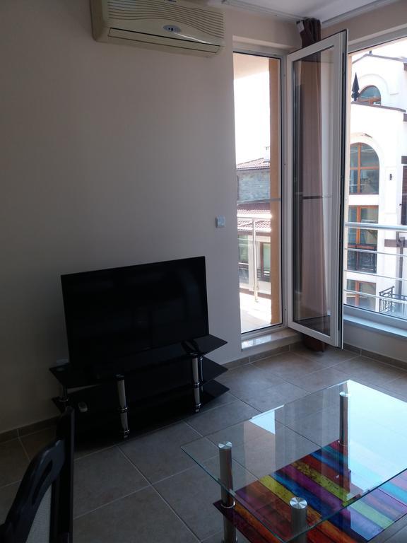 Golden Sea View Apartments 1 포마리 외부 사진