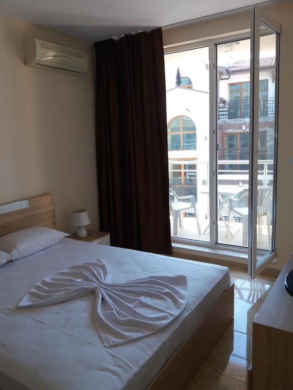 Golden Sea View Apartments 1 포마리 외부 사진
