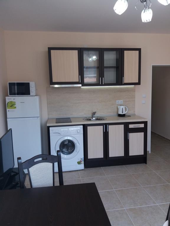 Golden Sea View Apartments 1 포마리 외부 사진