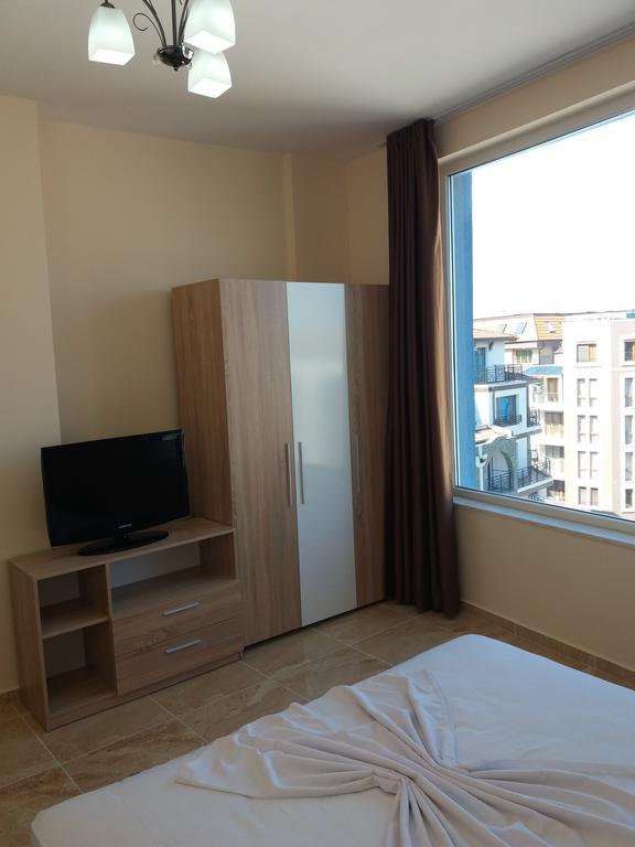 Golden Sea View Apartments 1 포마리 외부 사진